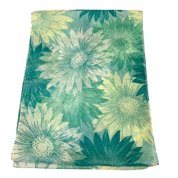 Beautiful Green Printed Floral Scarf - Picture 2 of 5